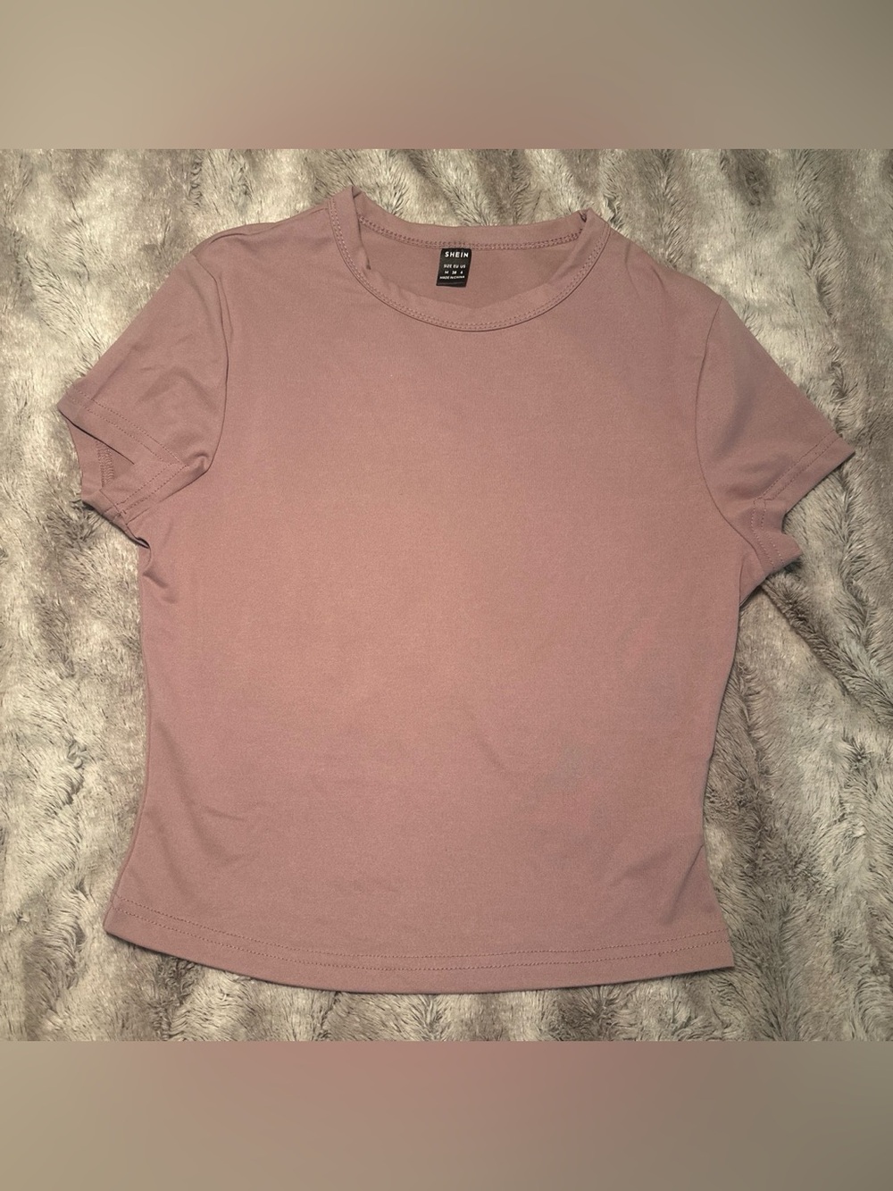 LIKE NEW women’s medium ‘Shein’ Mauve 
 compression shirt